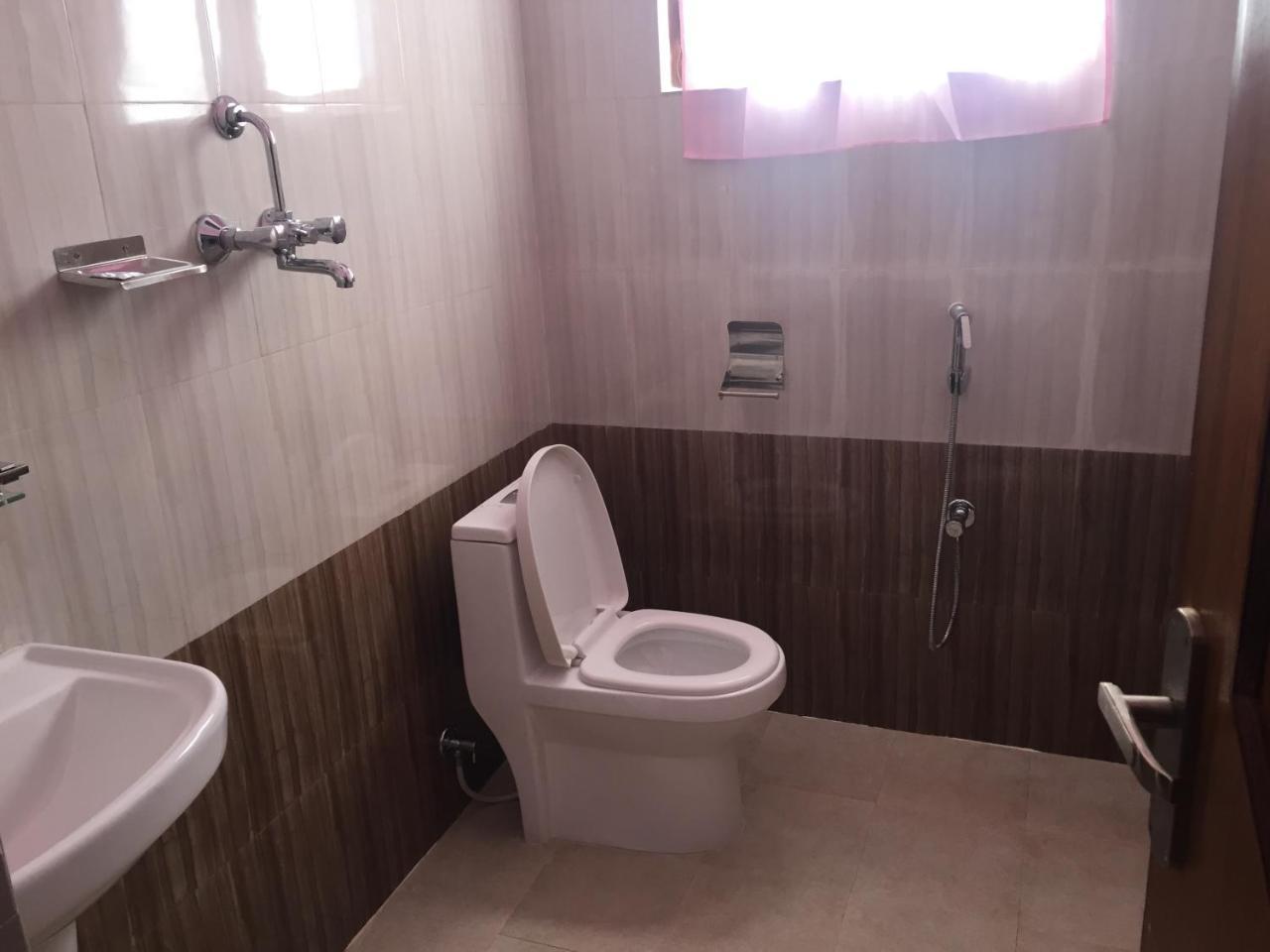 Obey Guest House Ποκάρα Εξωτερικό φωτογραφία